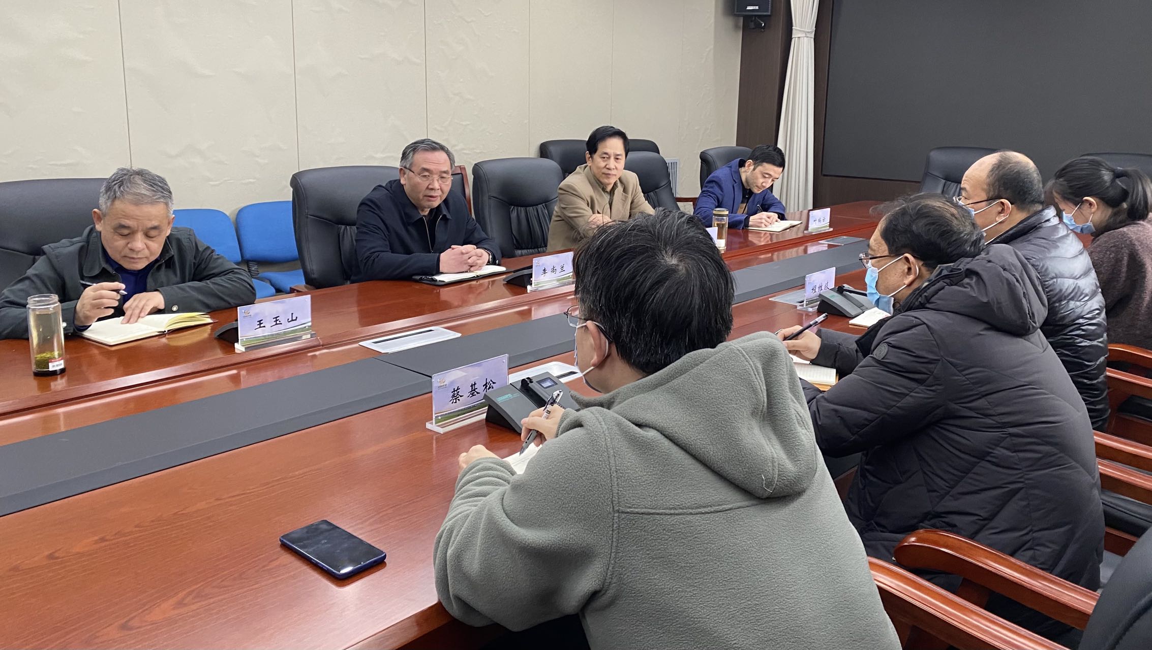 中國農(nóng)墾經(jīng)濟(jì)發(fā)展中心召開新任處級干部廉政談話會議